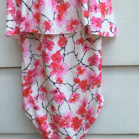 TART Swim one piece ruffled floral swimsuit with laced back S NWT pink red - Picture 3 of 10